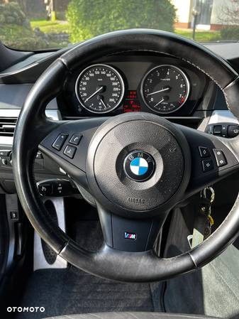 BMW Seria 5 530i Sport-Aut Edition Sport - 34