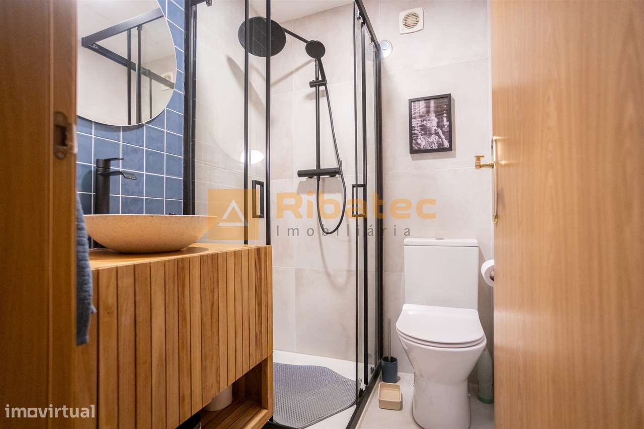 Apartamento T3 no Monte da Caparica-23