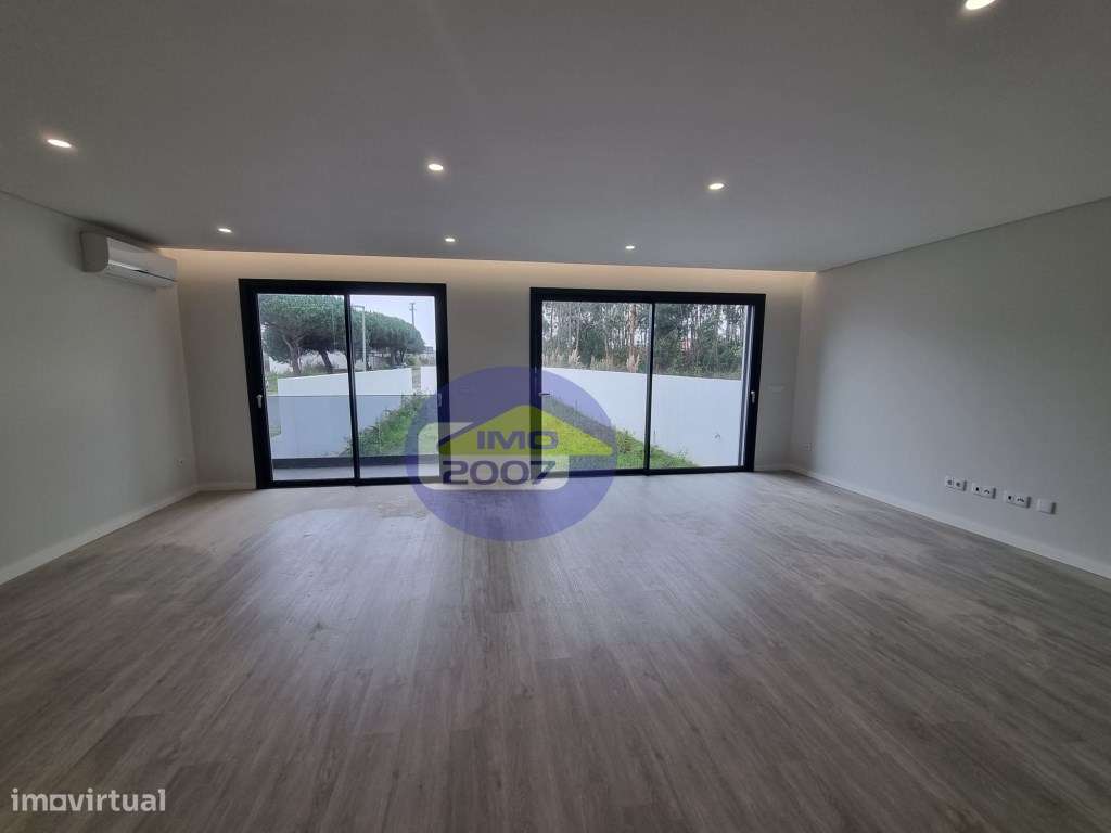 Moradia T4 em Guetim - Grande imagem: 4/34