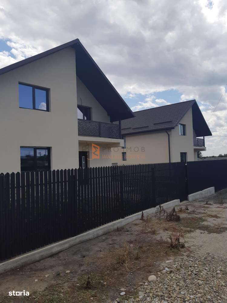 COMISION 0% LA CUMPARATOR! Case  P+1de vanzare in CARTIERUL TINERETULU - Imagine principală: 4/15