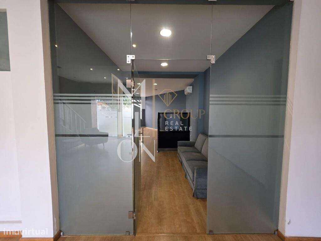 Prédio de Escritórios para Arrendamento no Coração do Funchal - Grande imagem: 3/15