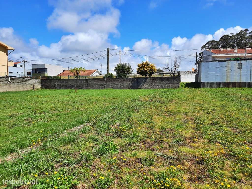 Terreno para 4 moradias em Lavra-19