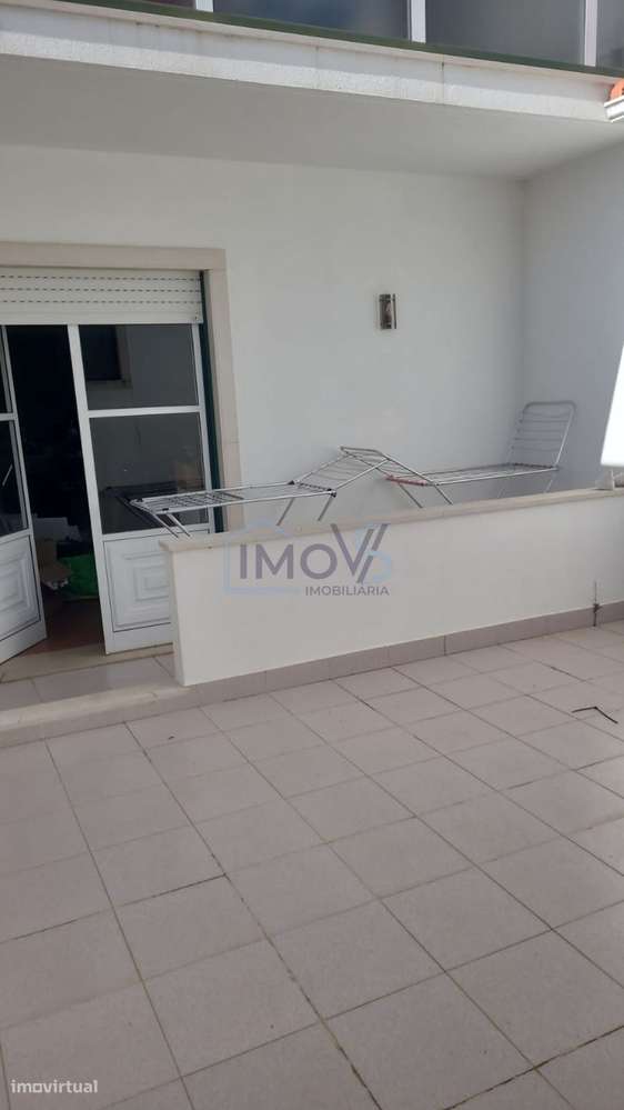 Apartamento T3 com terraço no Centro de Ferreira do Zêzere-10