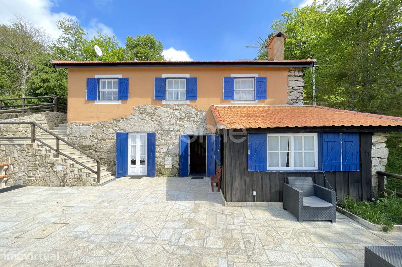 Moradia T3 com 505 m2 de terreno, em Cinfães do Douro, Cádiz. - Grande imagem: 2/38