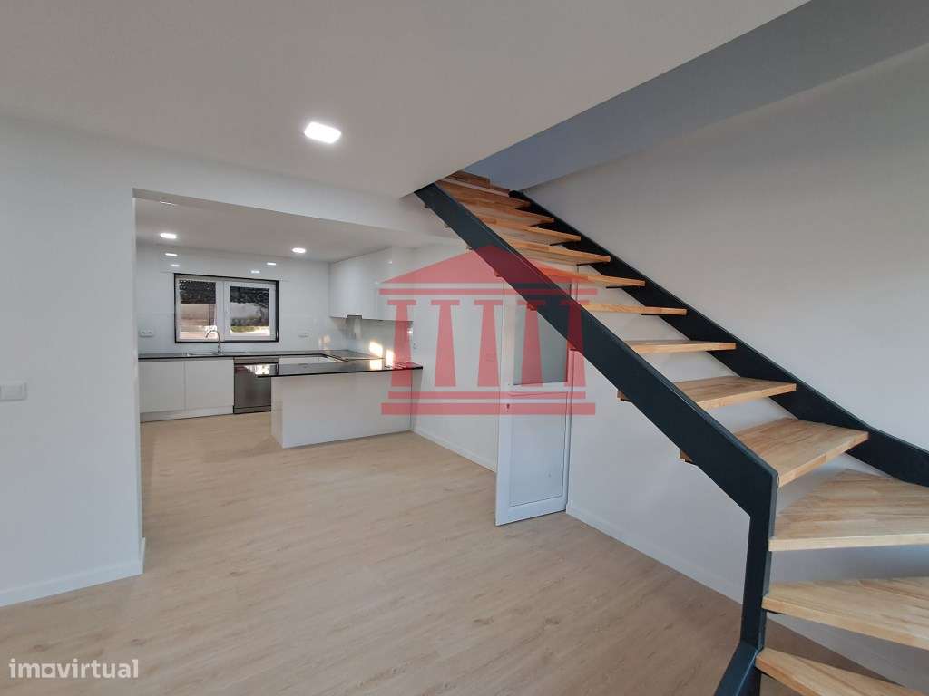 MORADIA INDIVIDUAL NOVA V4 - Grande imagem: 2/11