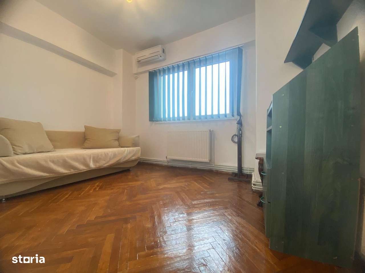 Închiriere apartament cu 4 camere, spatiu generos– Centru, Târgoviște - Imagine principală: 5/13