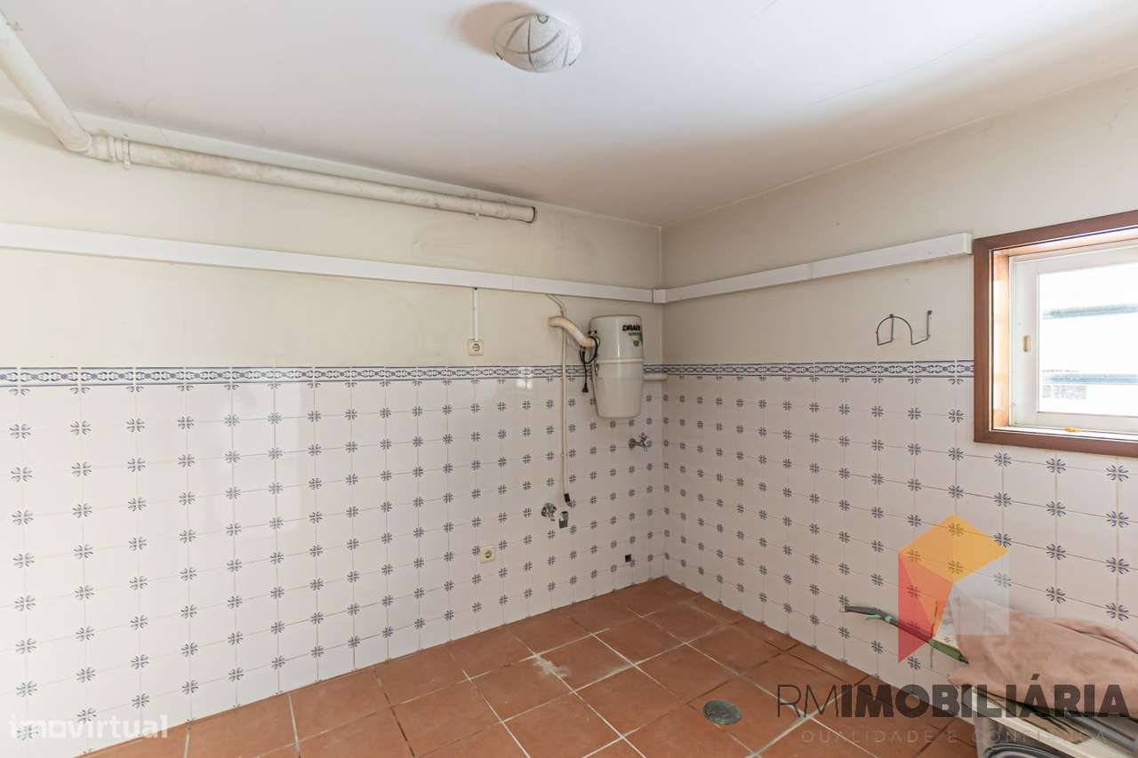 Moradia T4 em Fânzeres-46