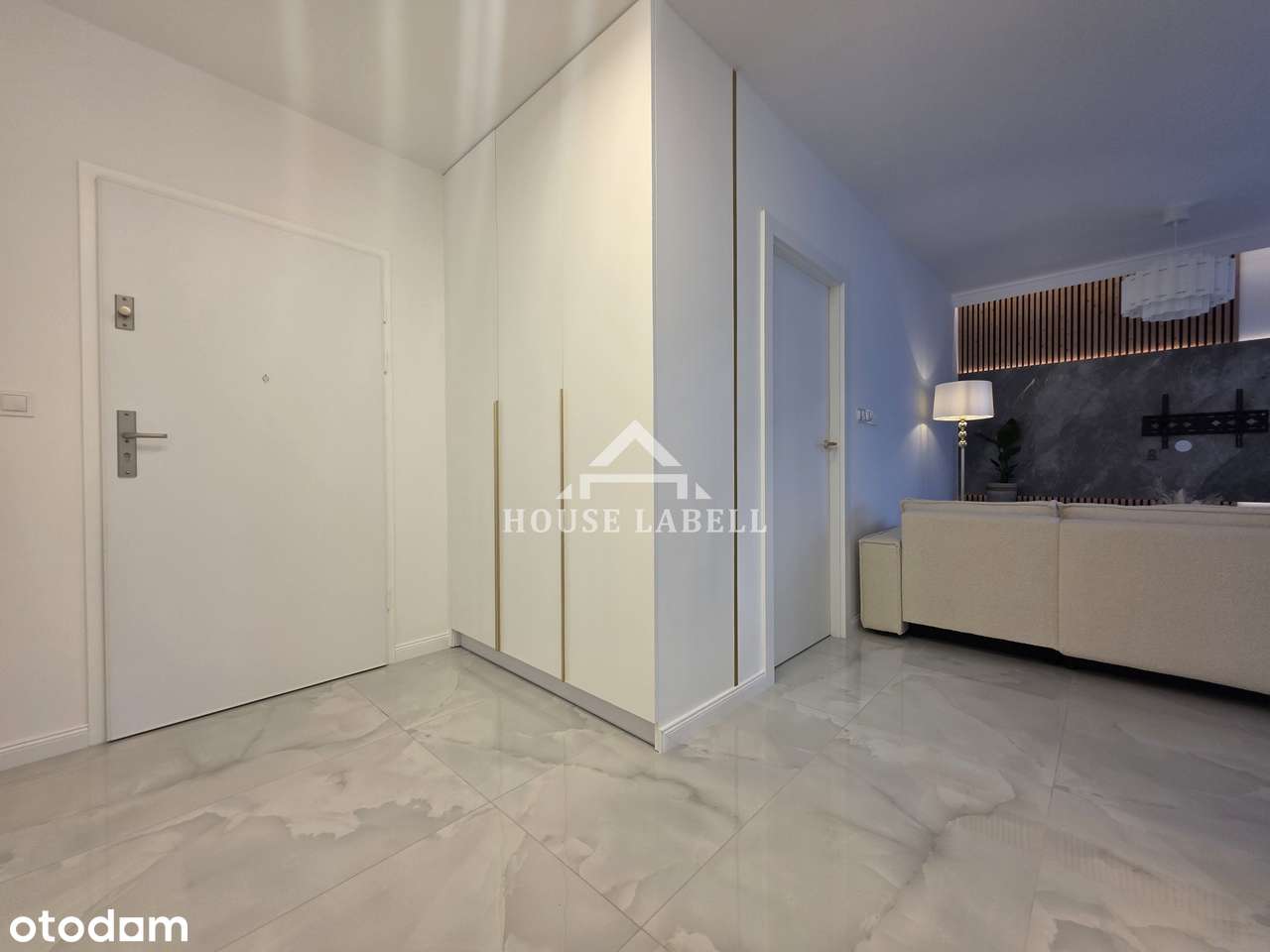 Ponadczasowe eleganckie mieszkanie, 3 pokoje z miejscem postojowym-9