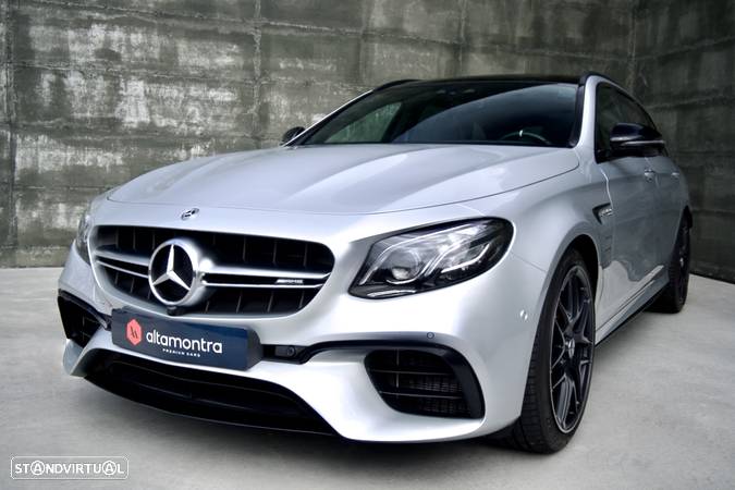 Mercedes-Benz E 63 AMG S 4-Matic+ - 12