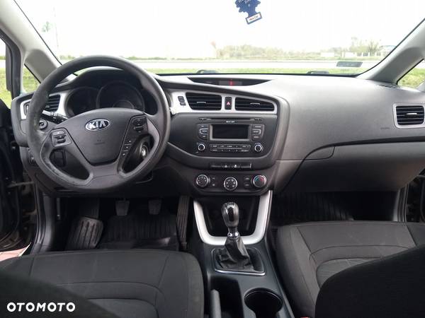 Kia Ceed Cee'd 1.4 CRDi M - 14