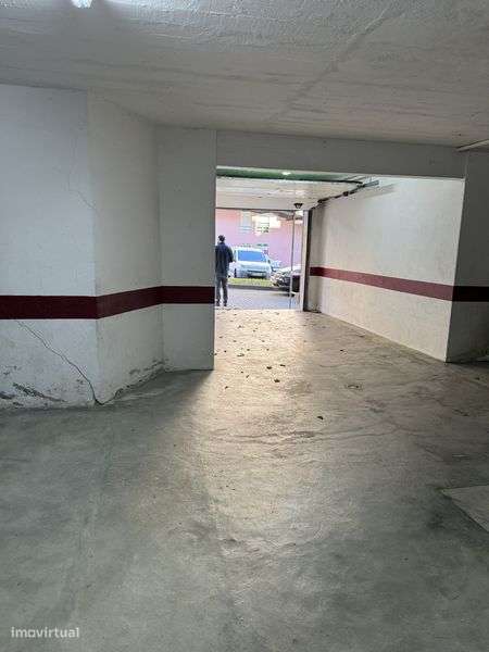 Garagem/Box (26m2) para aluguer - Grande imagem: 5/8