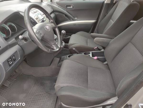 Toyota Corolla Verso 2.2 D-4D Prestige Sport 7os - 10
