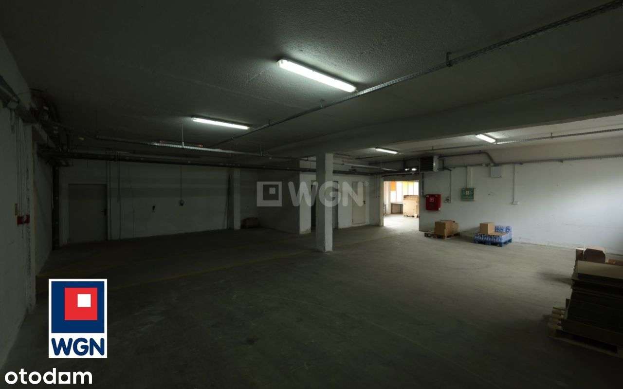 Magazyn z rozbudowaną infrastrukturą - Pełny obrazek: 3/11