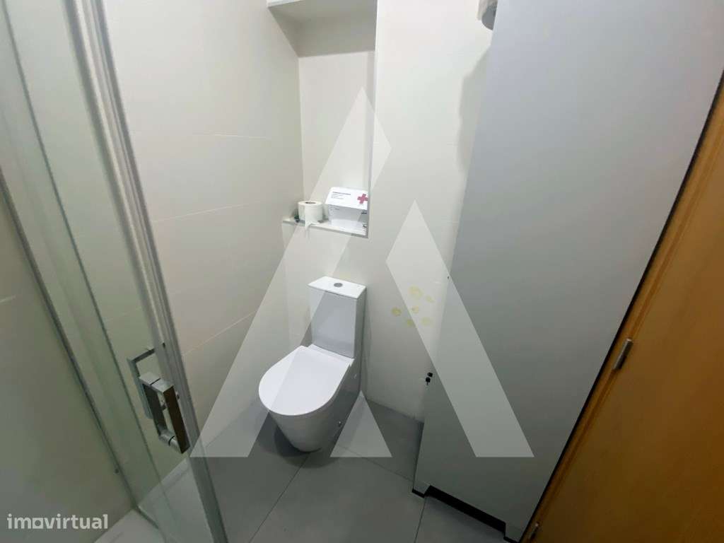 Café para Trespasse no Centro de Albergaria-a-Velha, com jogos da S...-29