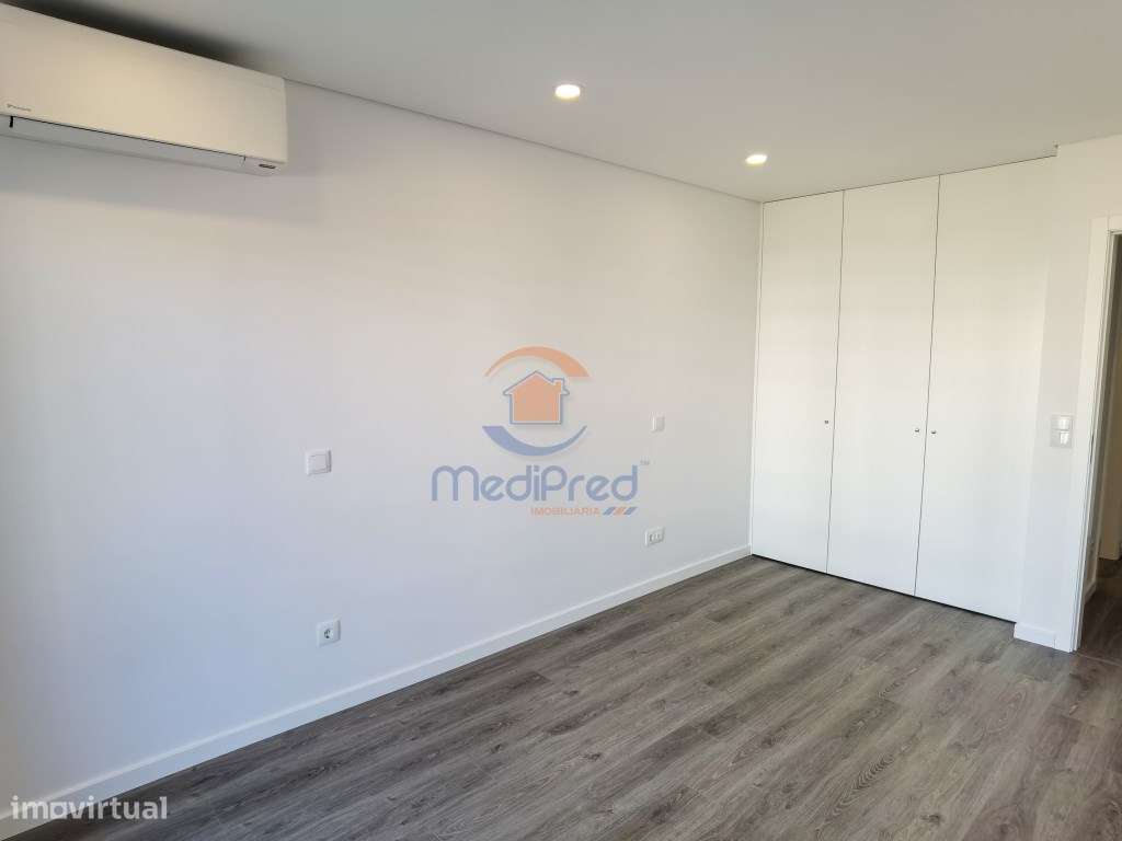 Apartamento T5 Duplex com terraço - Montijo - Grande imagem: 4/32