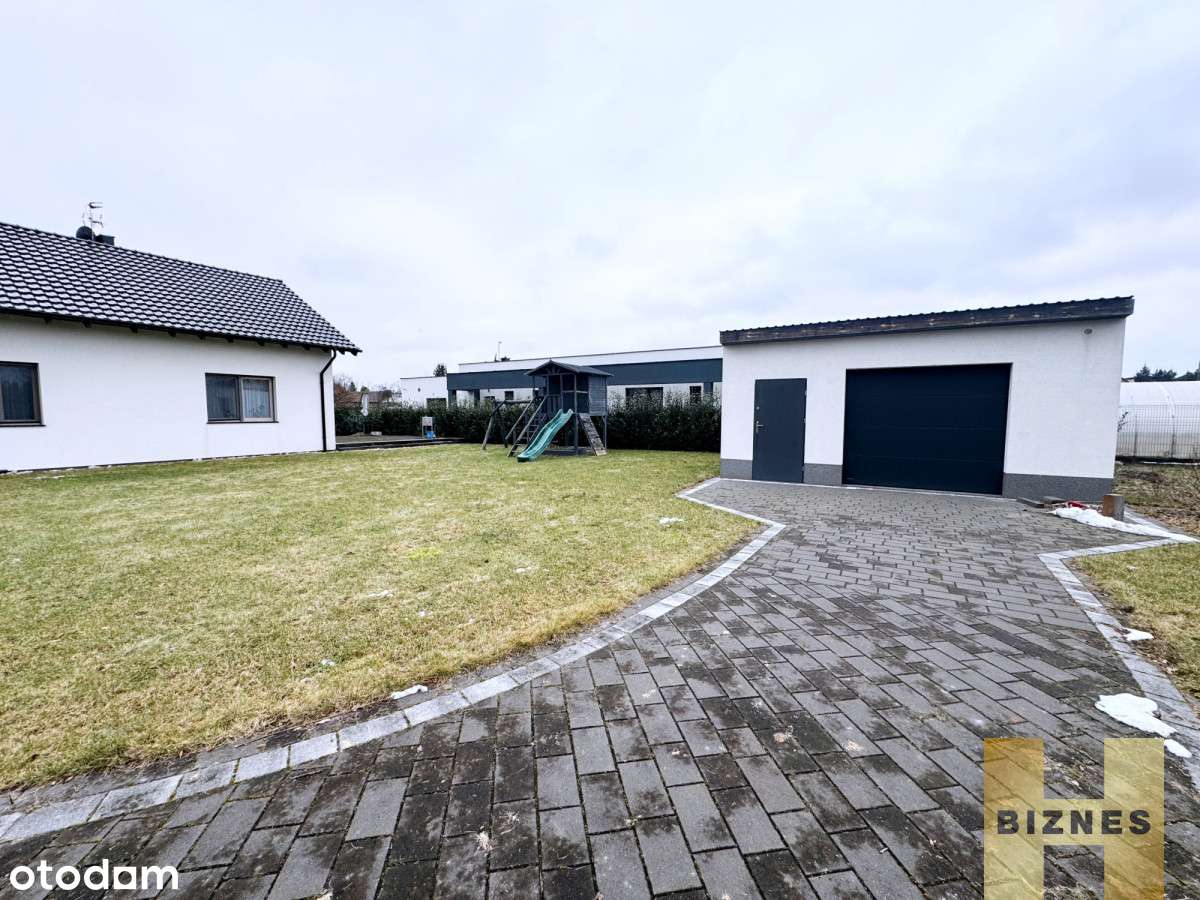 Nowy dom w zielonej okolicy!-14