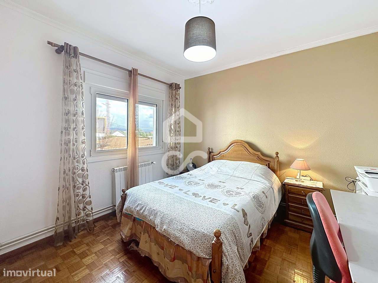 Moradia isolada com quatro quartos , logradouro, garagem , na periferi-21