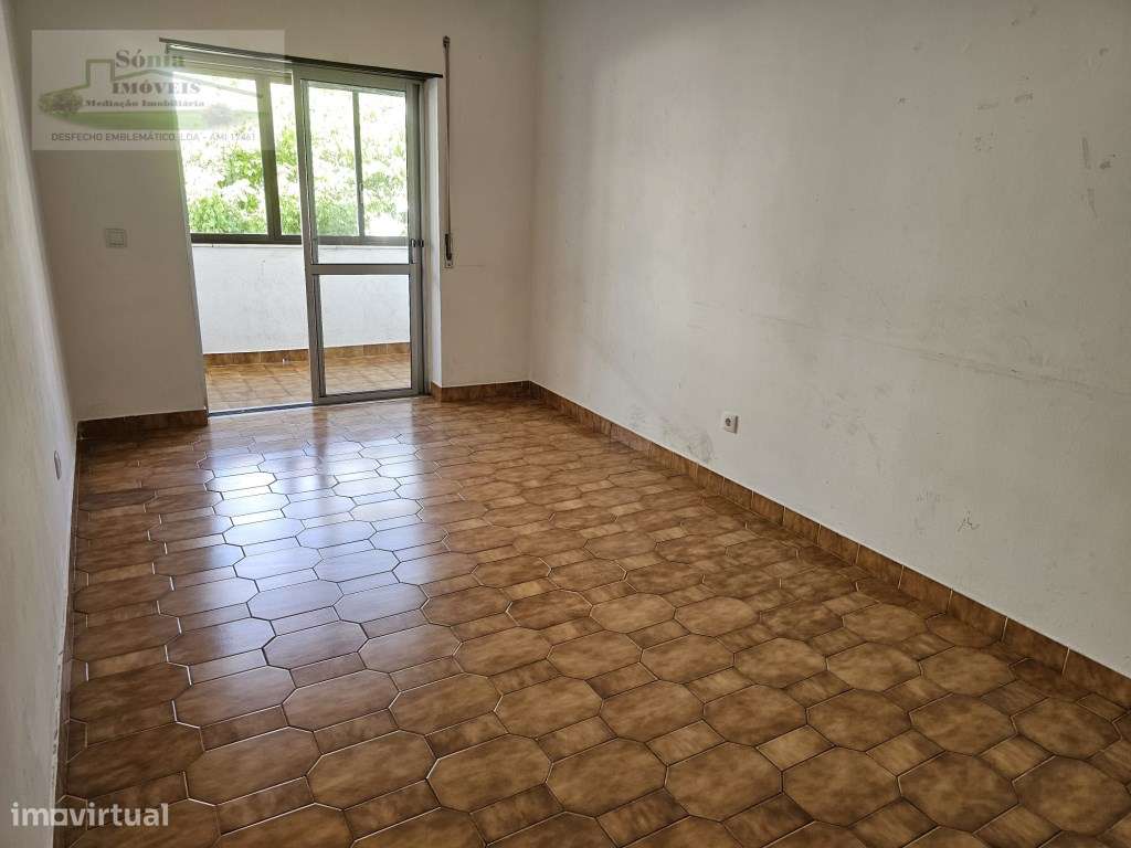 T2 NA ARRENTELA PARA VENDA-7