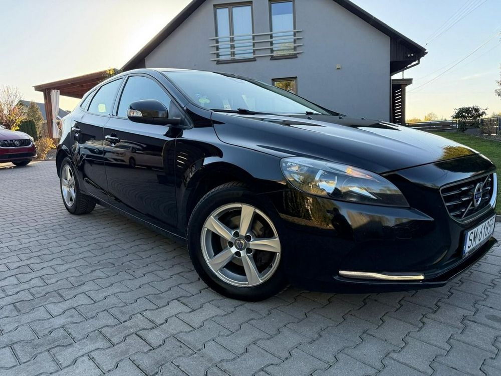 Volvo V40 II (2012-) 2016