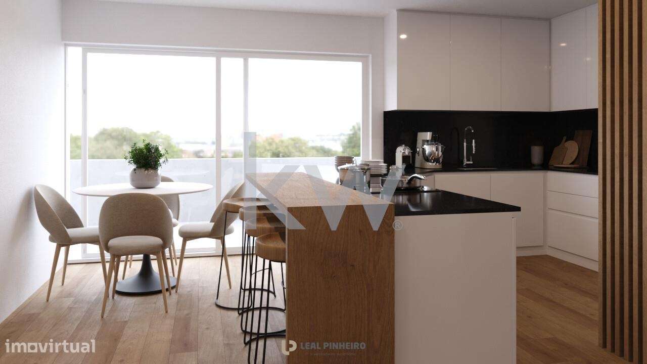 Moradia de Luxo  Inserida num lote de Terreno com 2615m2 - Grande imagem: 5/28