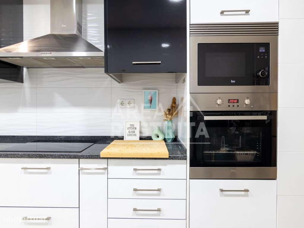 Excelente Apartamento T2 Remodelado - Paio Pires (Seixal) - Grande imagem: 4/25