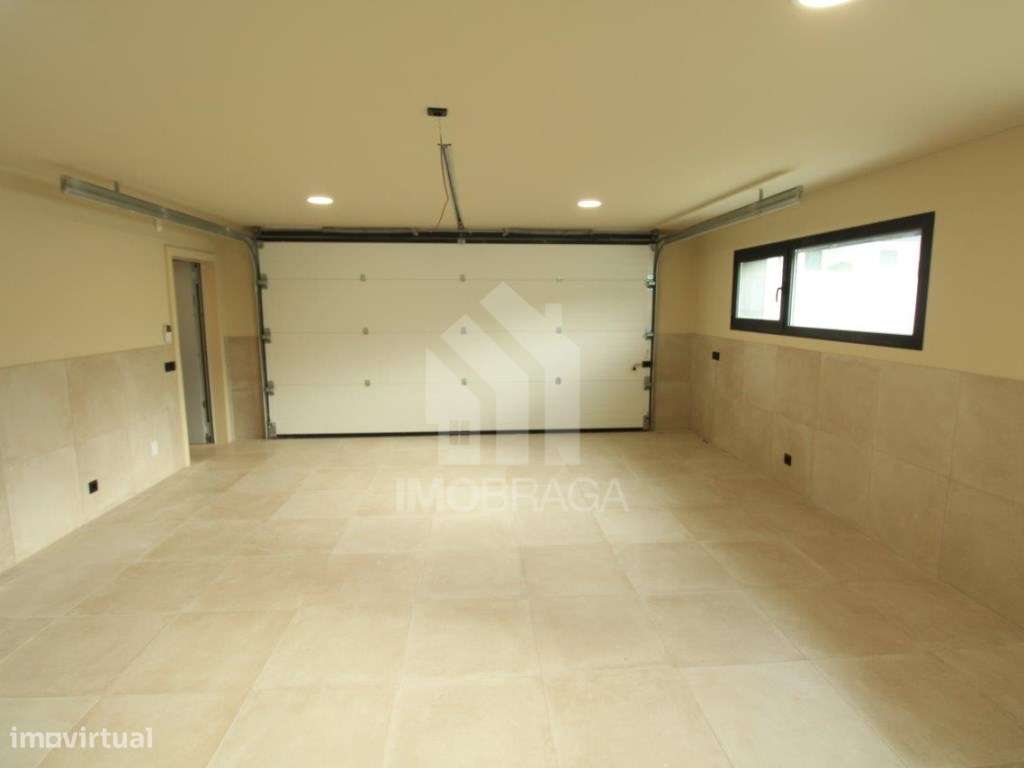 Moradia de Gaveto T3 Nova com 3 Suites | Pronta a Habitar | S. Pedr...-35