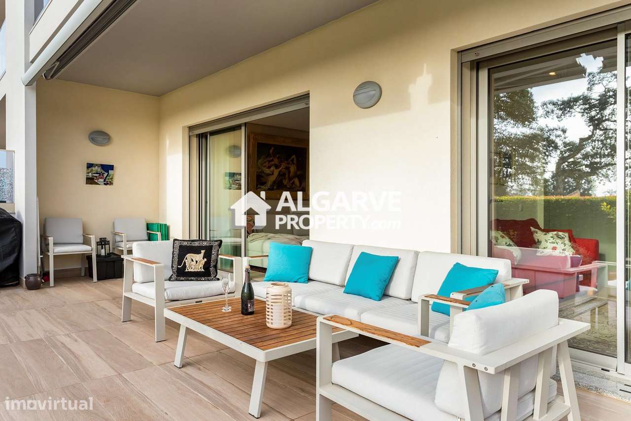 Excelente T2 Moderno com amplo terraço perto da Praia — Quarteira, Alg-5