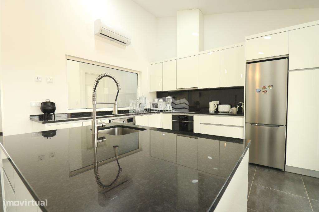 Moradia Térrea V4 Paredes - Bragança - Grande imagem: 4/22