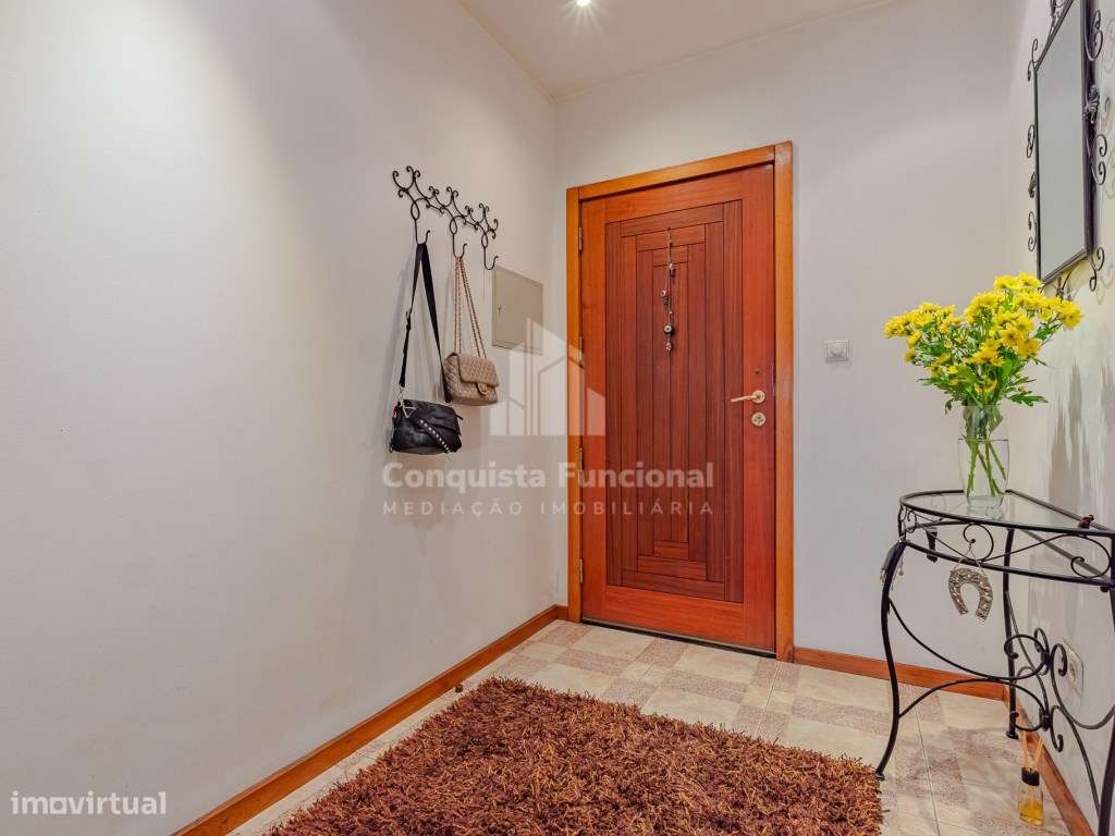 T3 com duas frentes em Ovar-Mobilado-22