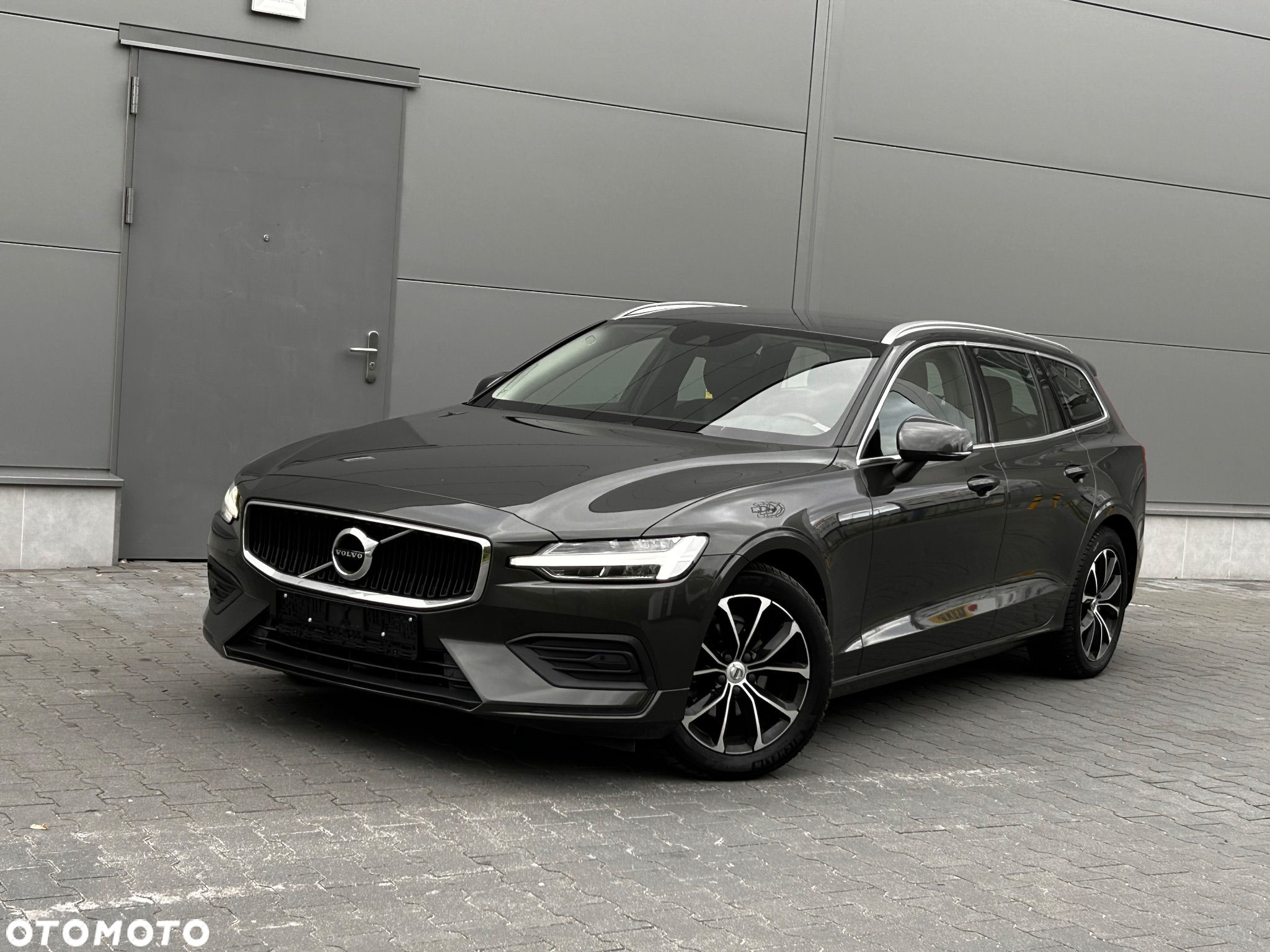 Volvo V60 D3 Momentum - 13