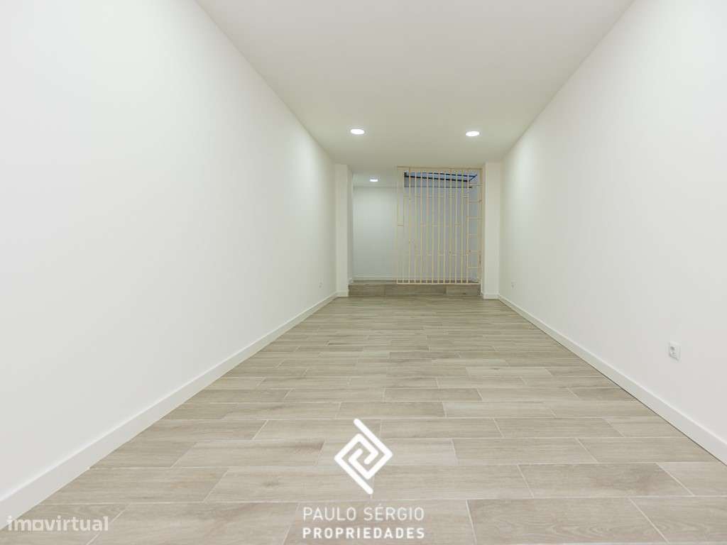 Loja na Rua de Cedofeita, Porto - Grande imagem: 3/11