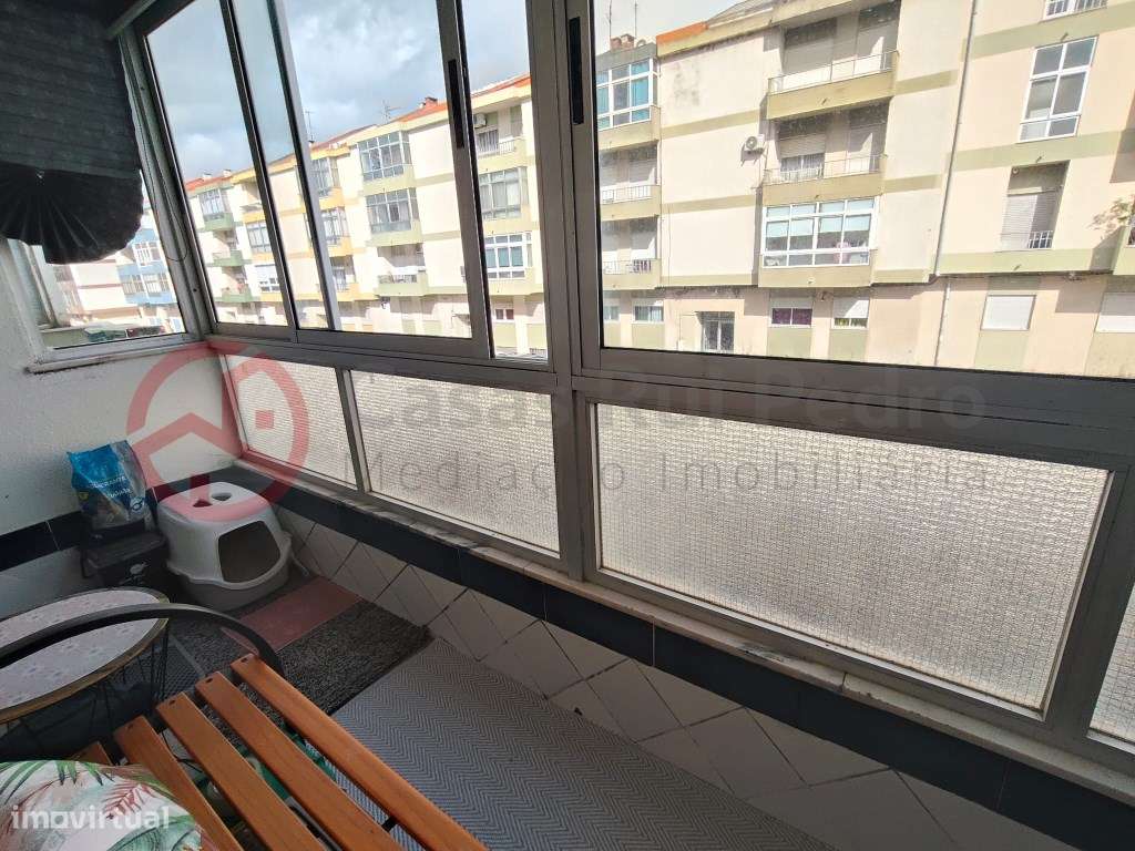 Apartamento T2 remodelado à entrada da Moita - Grande imagem: 5/25