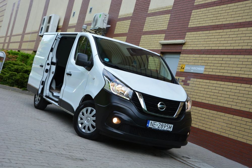 Nissan NV300 2020