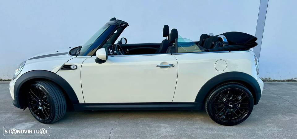 MINI Cabrio Cooper D - 24