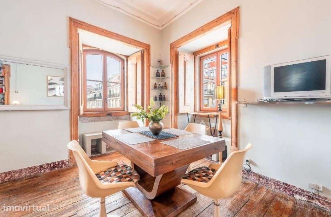 Apartamento T4, Praça da Figueira – Lisboa-6