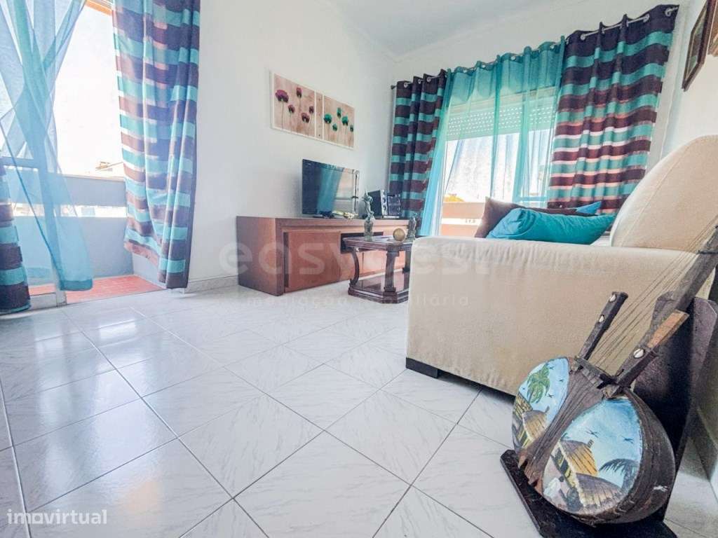 Apartamento T3 com varandas na zona nobre do Montijo - Grande imagem: 2/29