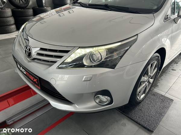 Toyota Avensis 2.0 D-4D Platinium - 3