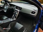 Volvo V60 D3 Geartronic R-Design - 27