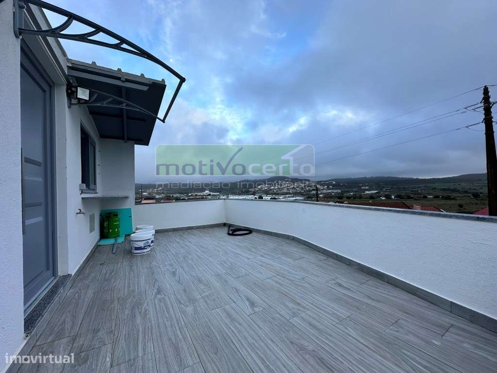 T2 em Andar de Moradia com Terraço Privativo em Quarteiras, Pêro Pi... - Grande imagem: 5/13