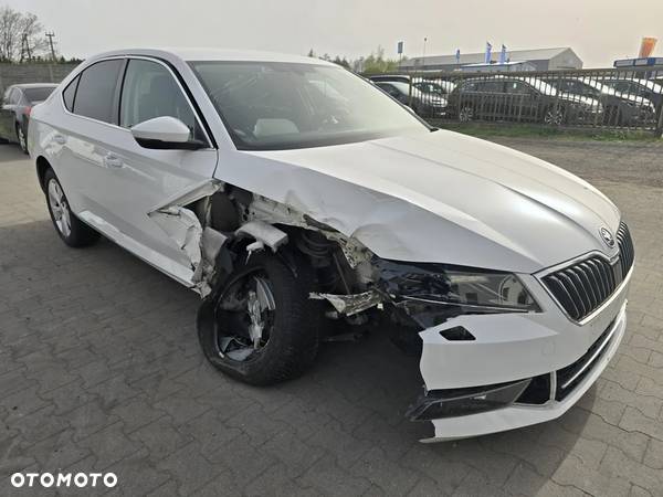 Skoda Superb 1.8 TSI Style DSG - 24