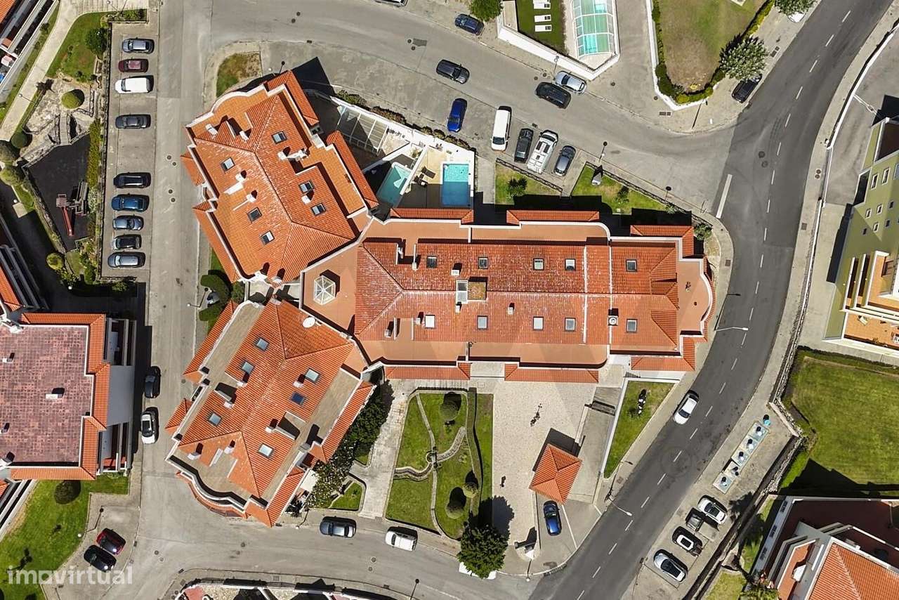 Activo Premium: Edifício de Escritórios Moderno com Elevado Potencial - Grande imagem: 4/60