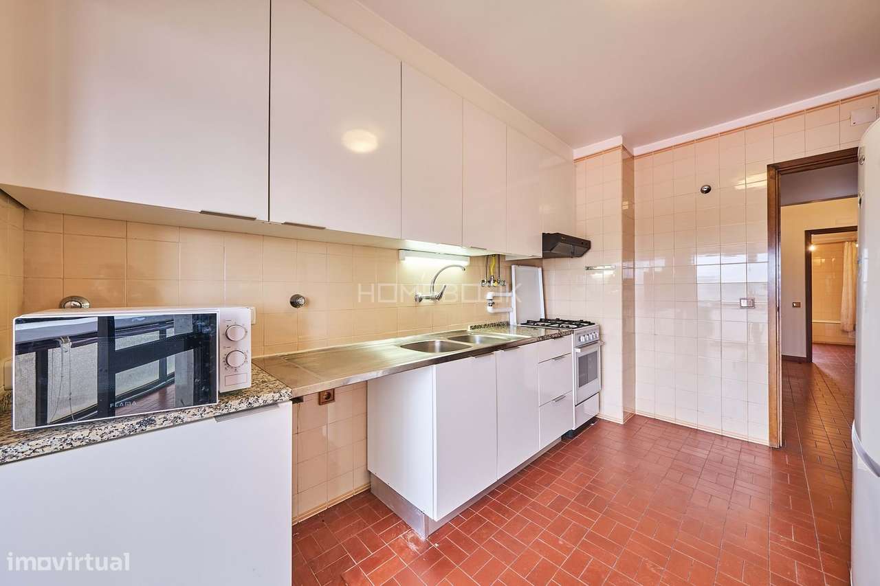 T2 Telheiras - garagem - cozinha equipada - Grande imagem: 3/26