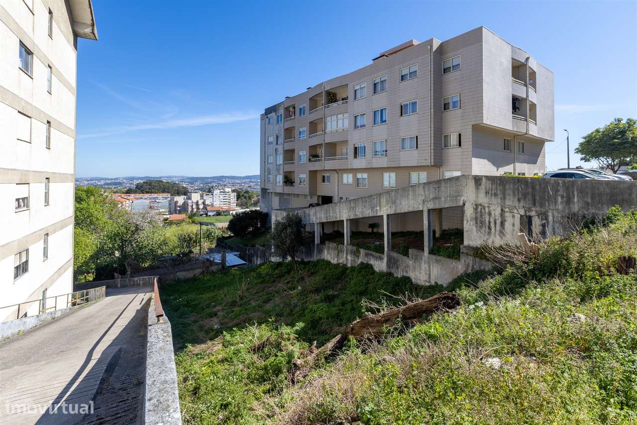 Terreno para construção em Oliveira do Douro, Gaia-10