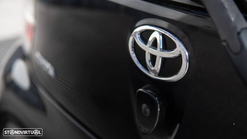 Toyota iQ 1.4 D-4D + - 19