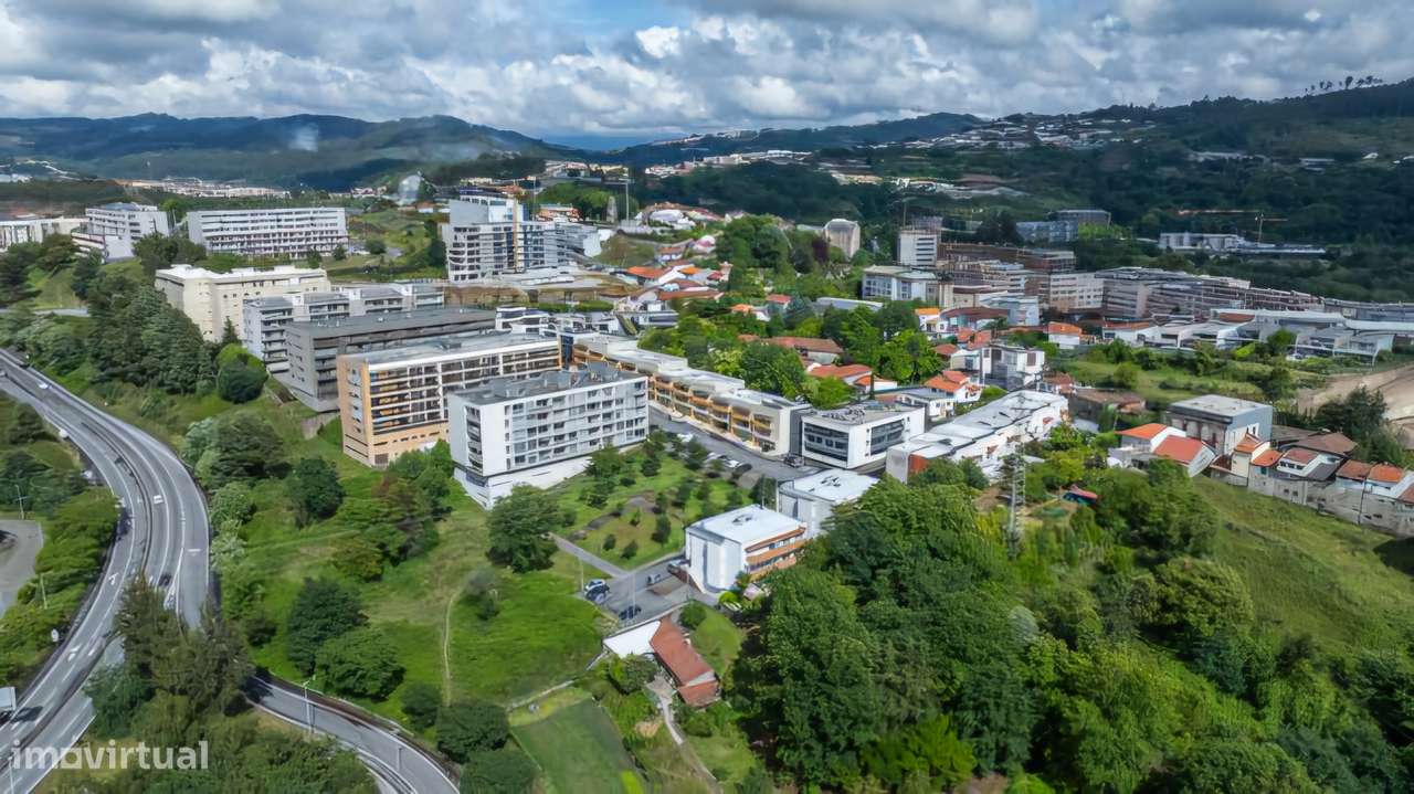 Excelente Moradia T3 em Azurém- Guimarães-32