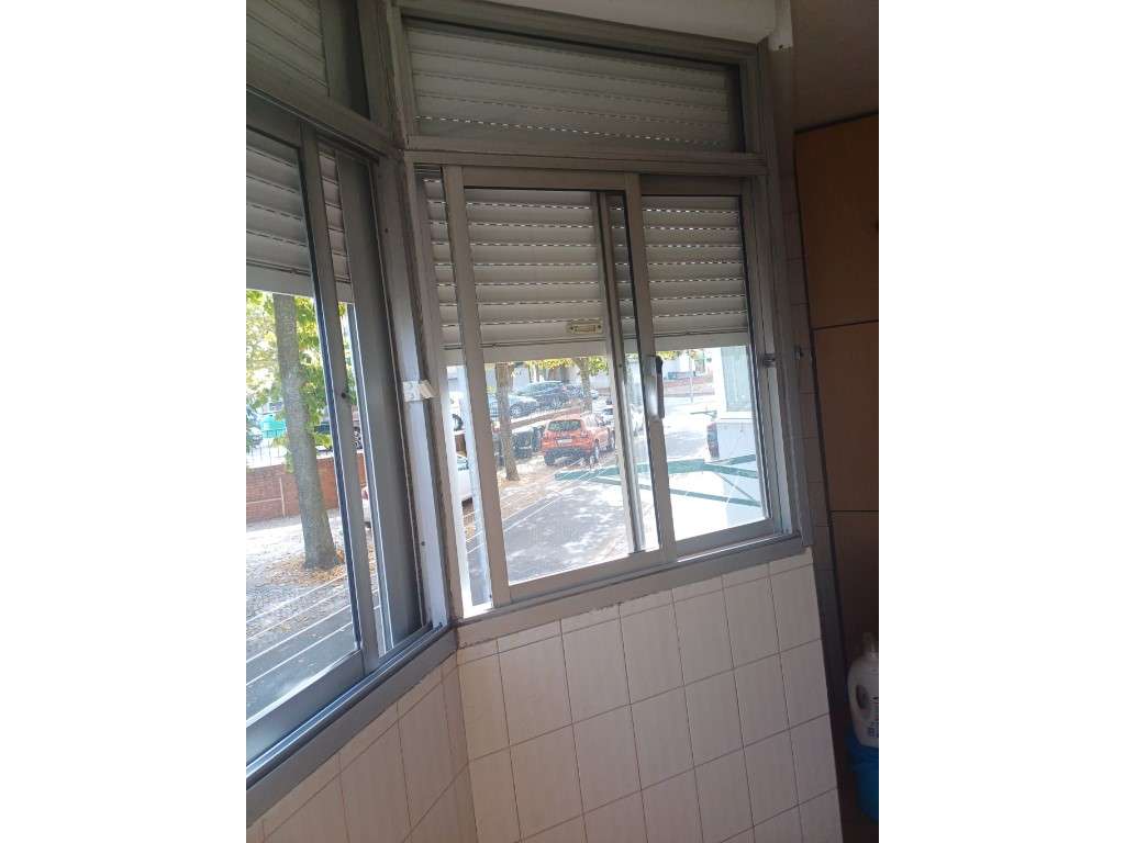 Apartamento T2 de Linha Contemporânea - Rés do Chão | 55 m² | Olivais-14