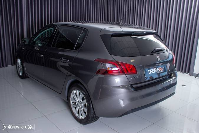 Peugeot 308 1.2 PureTech Style - 28