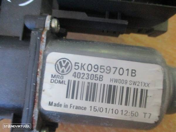 Motor Elevador Vidro 5K0959701B VW GOLF 6 2010 FE - 2