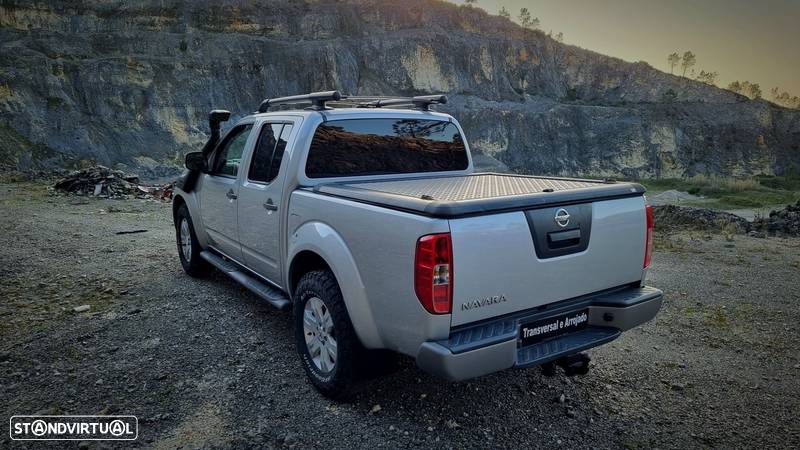 Nissan Navara 2.5 dCi CD SE AT 4WD - 24