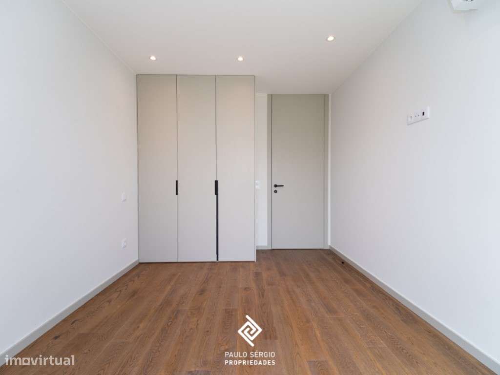 Apartamento T3 no condomínio Espinho Ocean-9